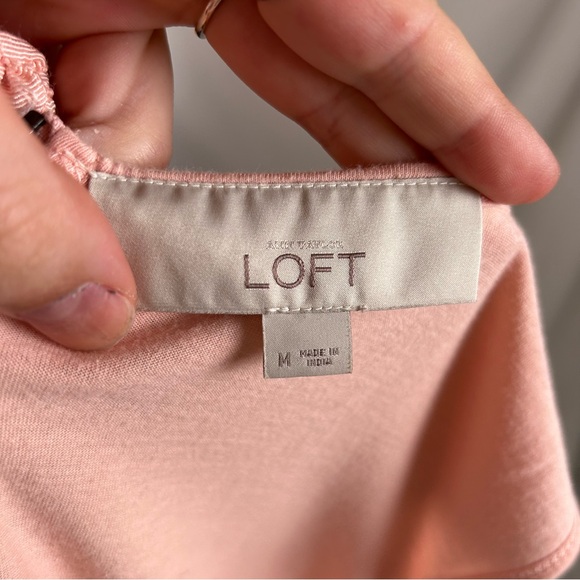 LOFT Pink Eyelet Sleeveless Tank Top Size Medium - Picture 5 of 5